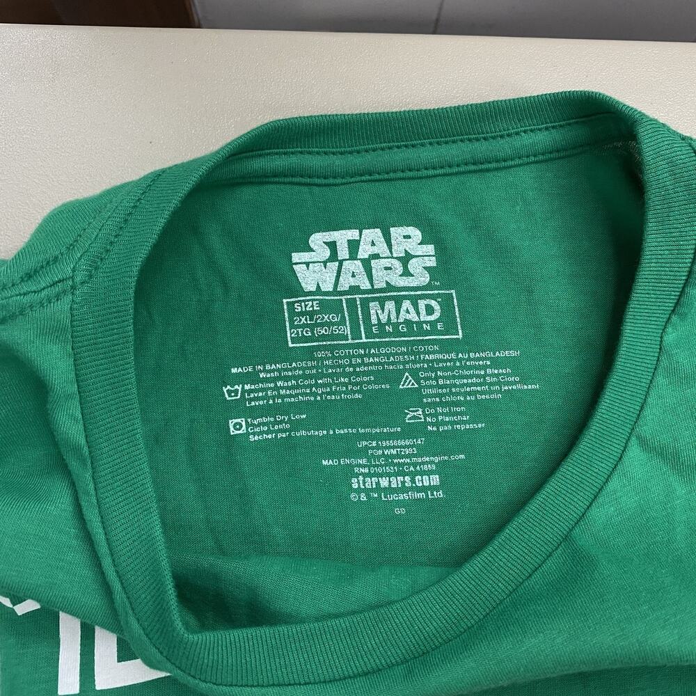 Star Wars T Shirt Mens 2XL Mandalorian Grogu Merry Force Be With You Christmas - Picture 8 of 9